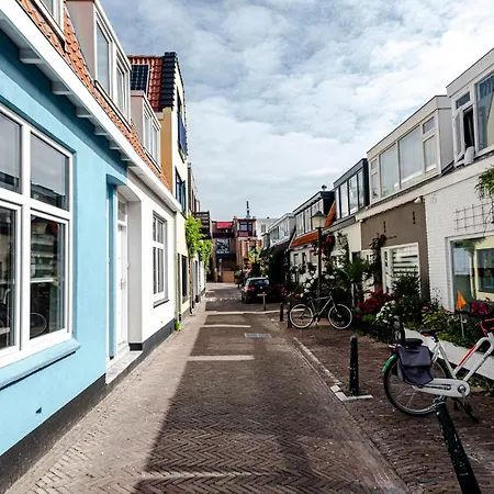 Holiday home Family House Blue Beach